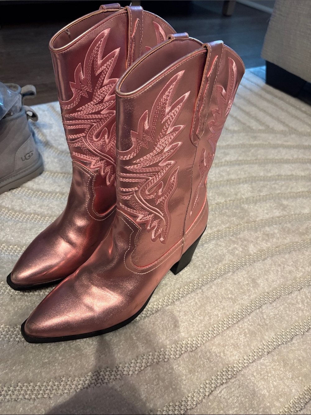 Forever 21 Metallic Rose Pink Western Heeled Boots